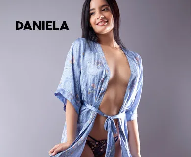 Daniela, mujer de compañia Española