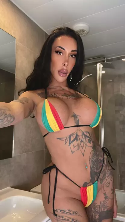 Nicky Bermúdez, trans 