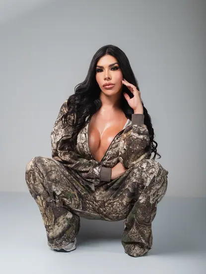 Sara Fisher, Colombienne