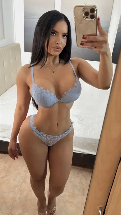 Lina, Colombiana
