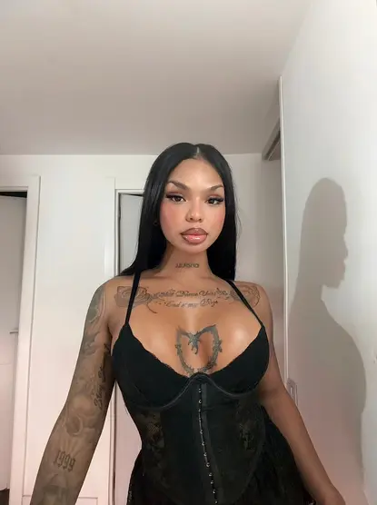 Dahiana, Colombiana