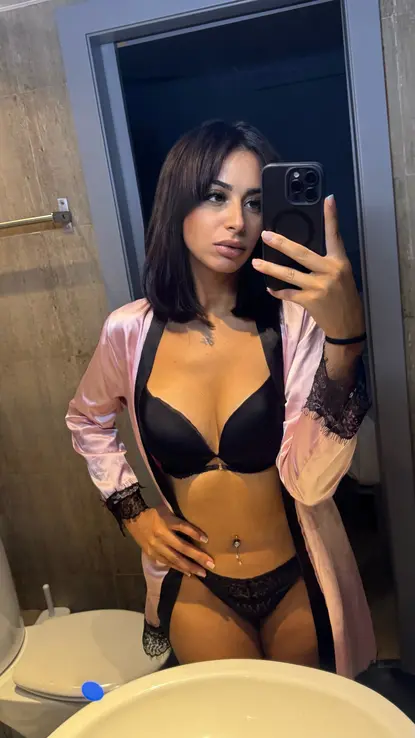 Yasmin, escorte girl barcelone Marocaine