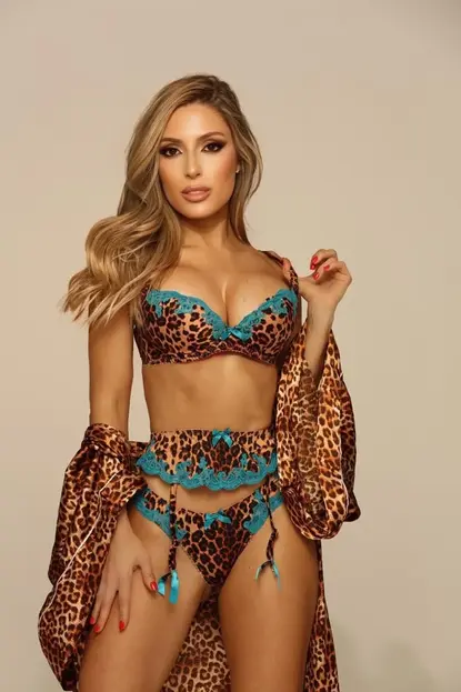 Bianca, Brésilienne