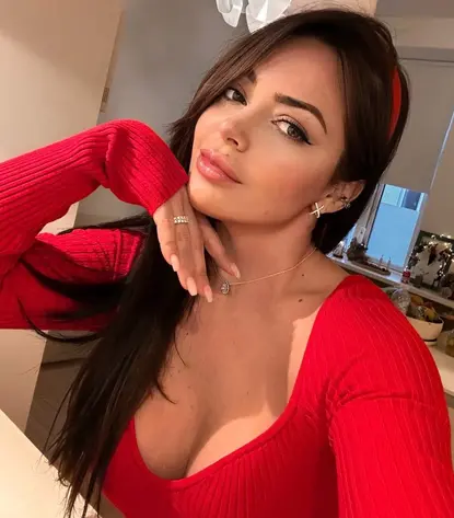Camila, escorts barcelona Brasileña
