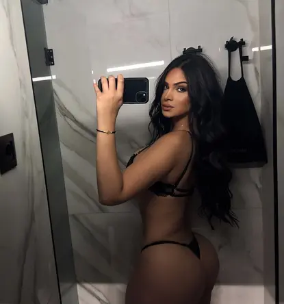Valery, shemale escort barcelona Venezuelan