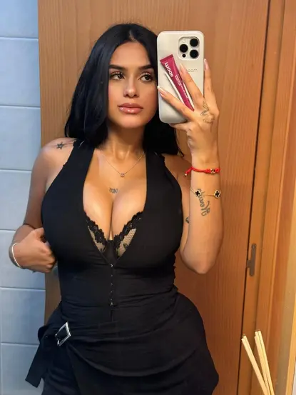 Venus , Sagrada Familia escort Colombian