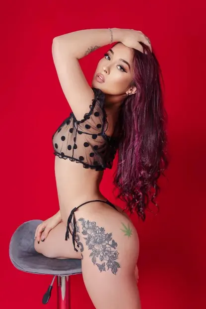Genesis, escorts in madrid Colombian