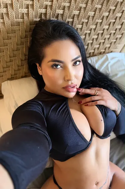 Saray, Colombienne