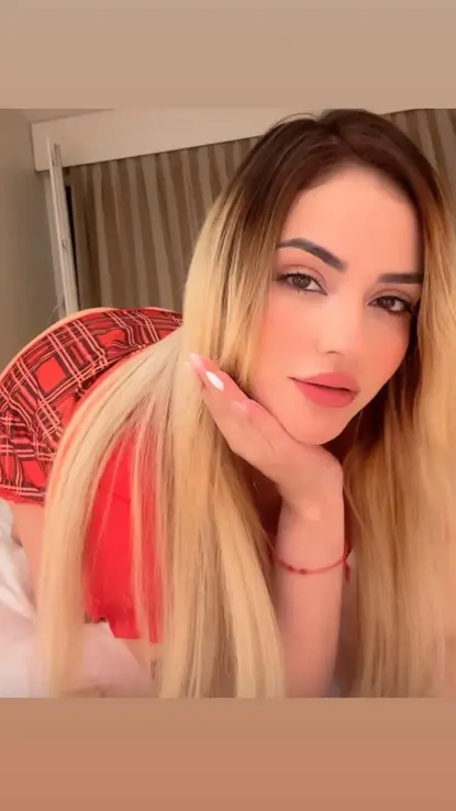 Ariana, escorte barcelone Colombienne