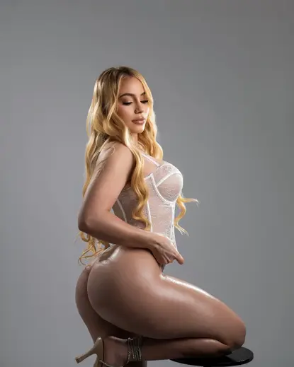 Klendy, Colombiana