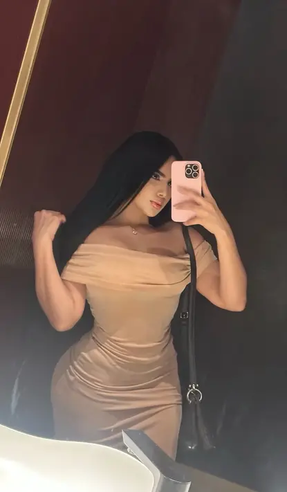 Luna, barcelona escort Venezuelan