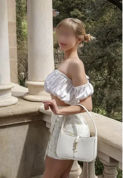 Alice, 
