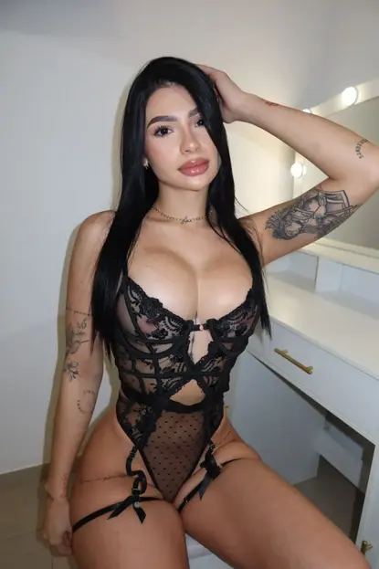 Rousse, escort Sagrada Familia Colombiana