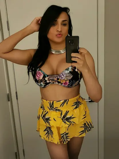 Antonela, Brasileña