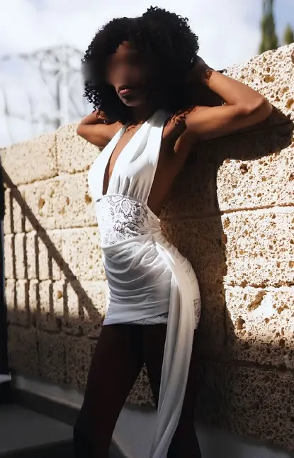 Lia, escorts madrid 