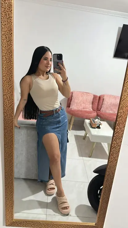 Iris, escort a barcellona Colombiana